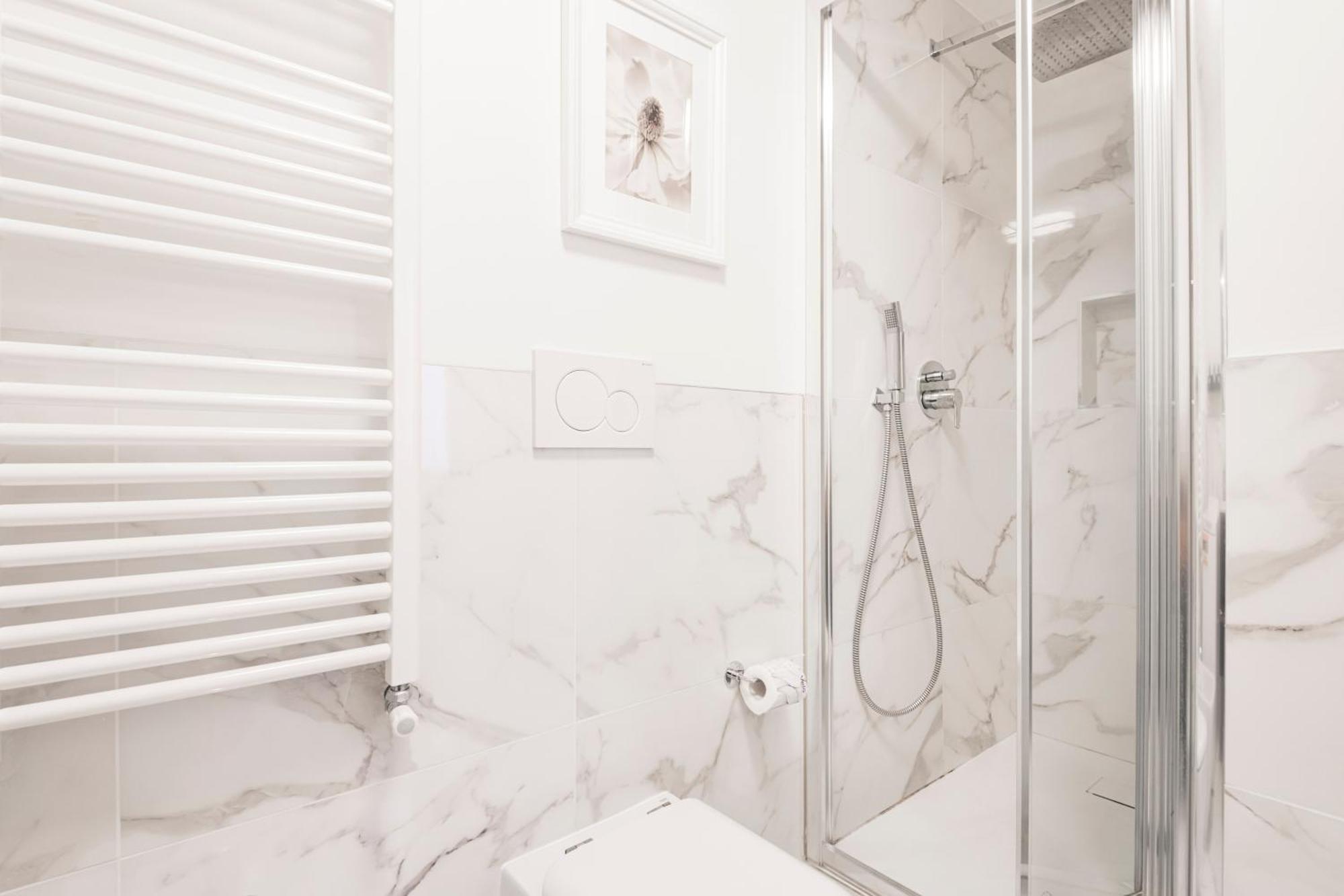 Easylife - Appartamento Elegante Moderno E Accogliente - La Tua Oasi In Citta Milano Eksteriør billede